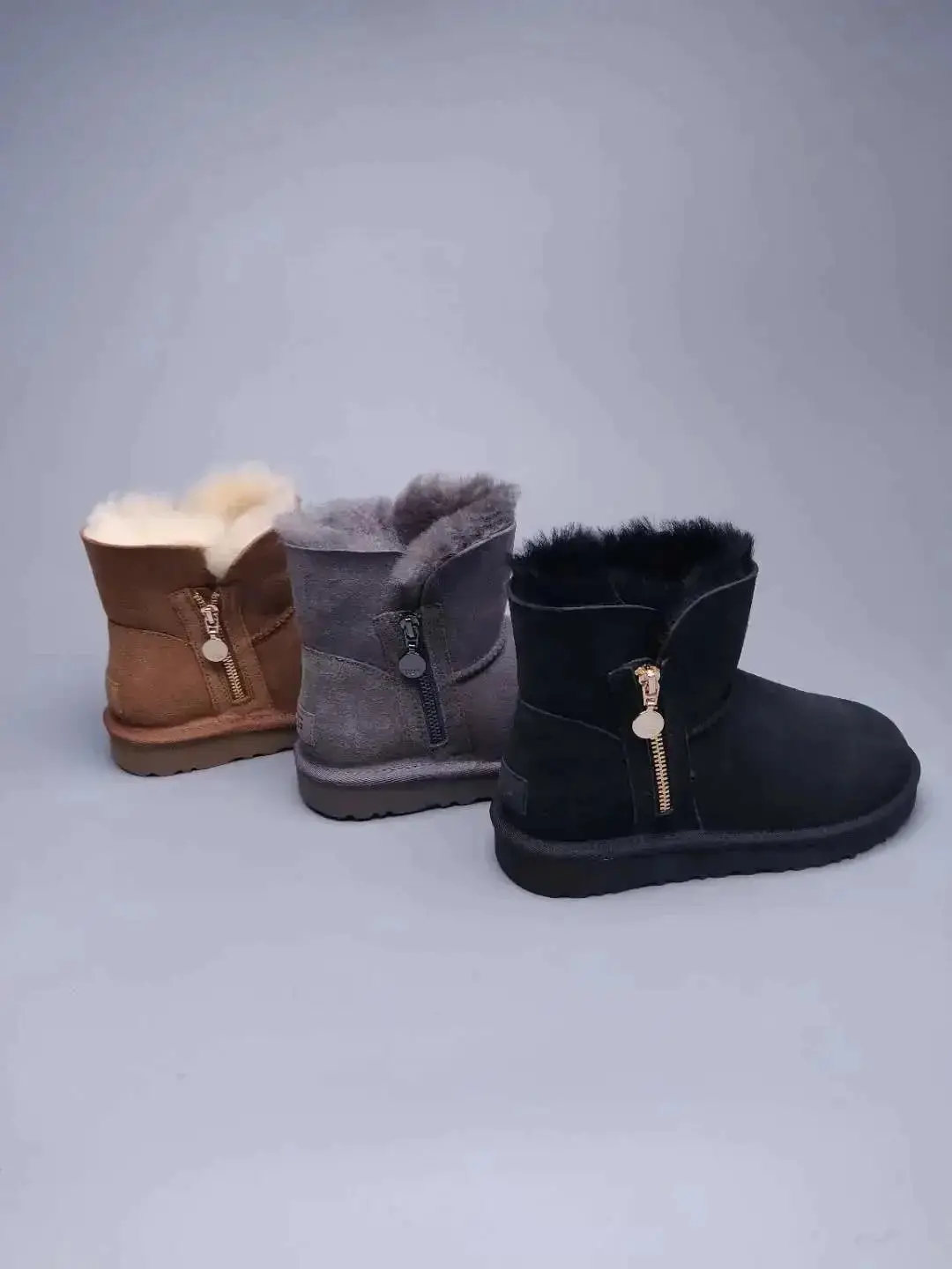 Ugg Snow Boots — photo 4 of 9