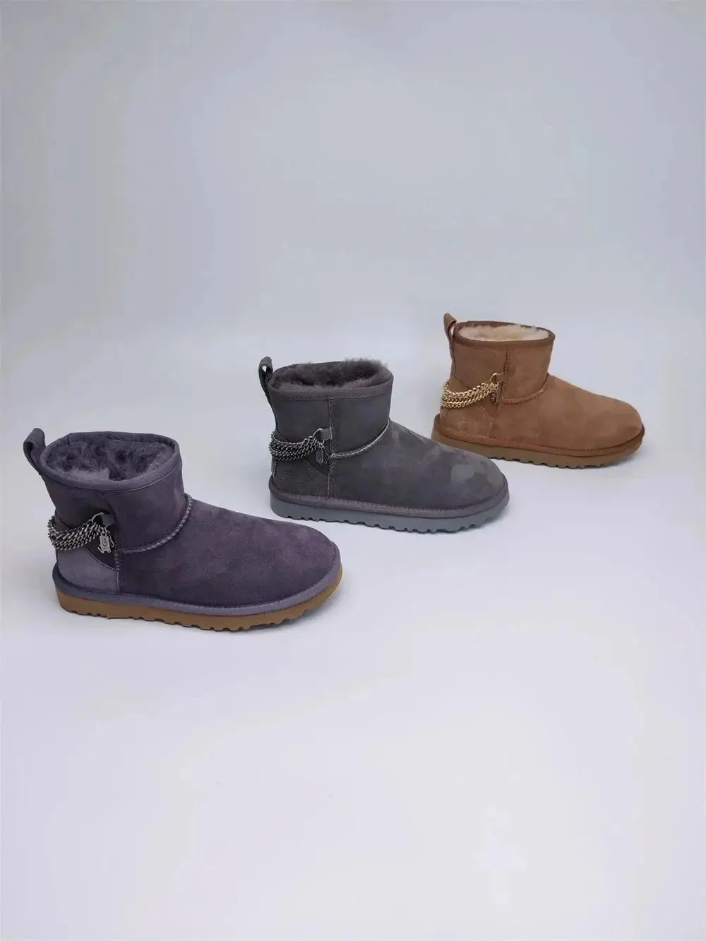 Ugg Snow Boots — photo 5 of 9