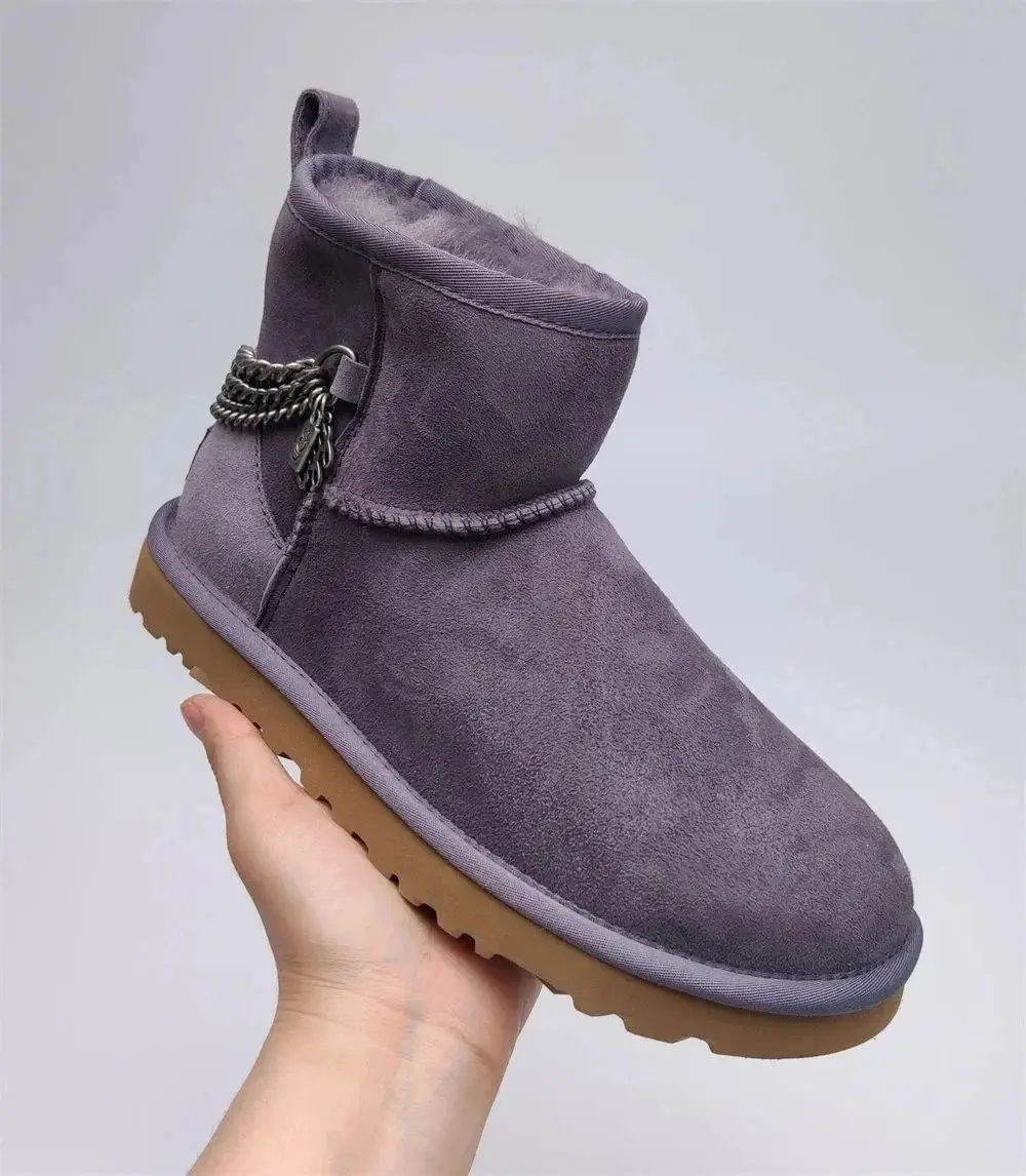 Ugg Snow Boots — photo 7 of 9