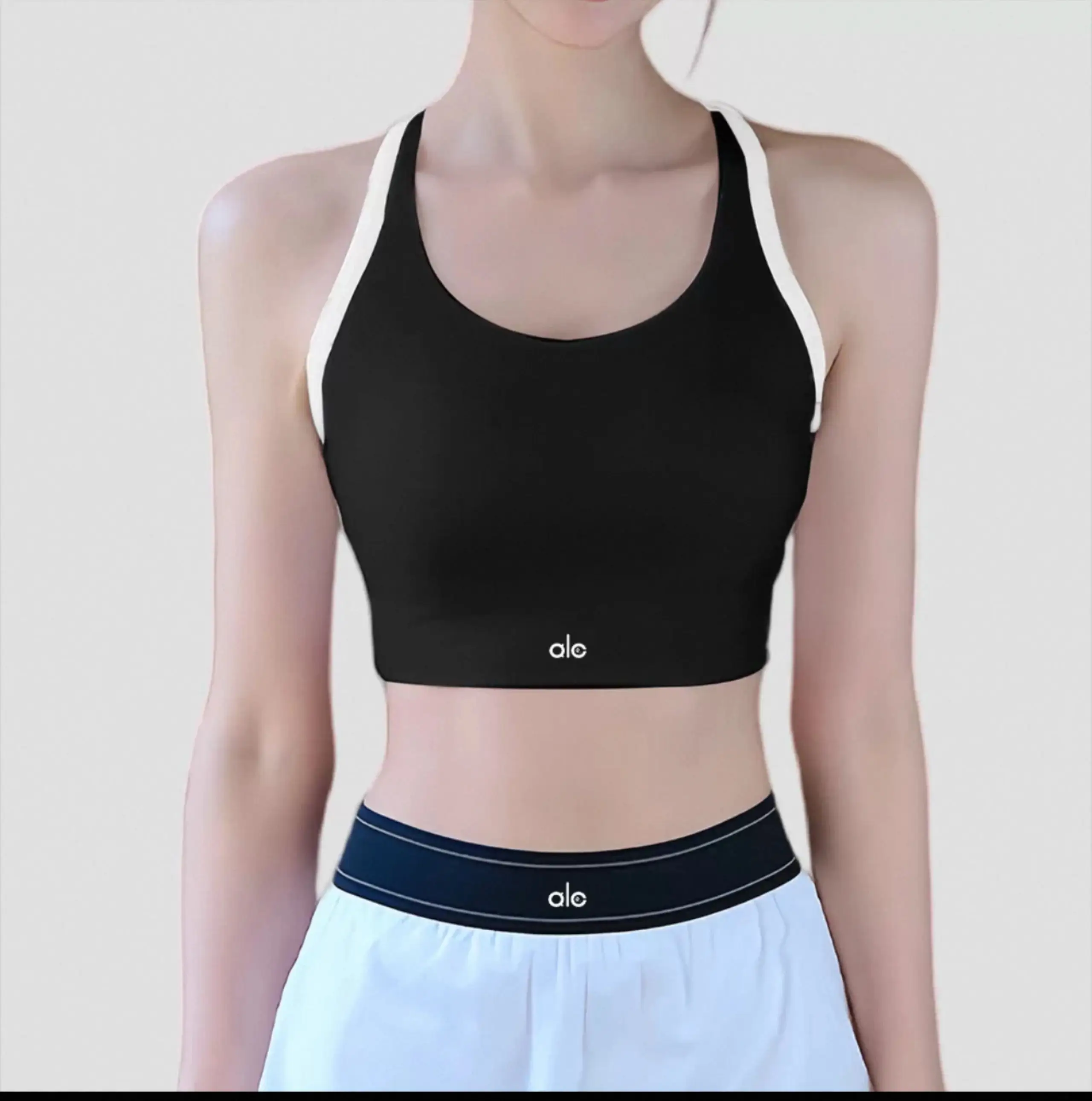 Alo Activewear — photo 7 of 8