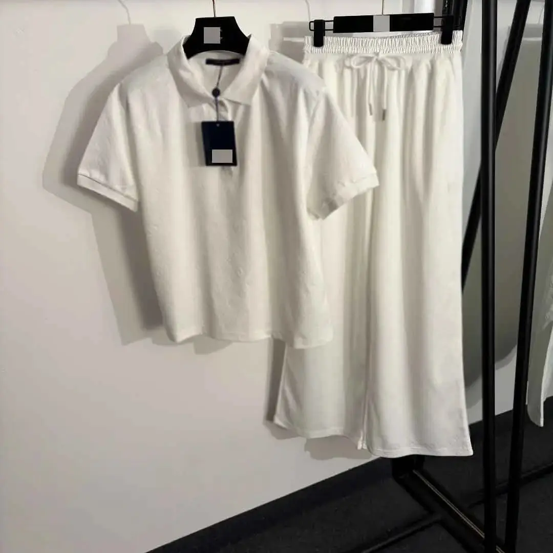 Design Casual Set — photo 3 of 5
