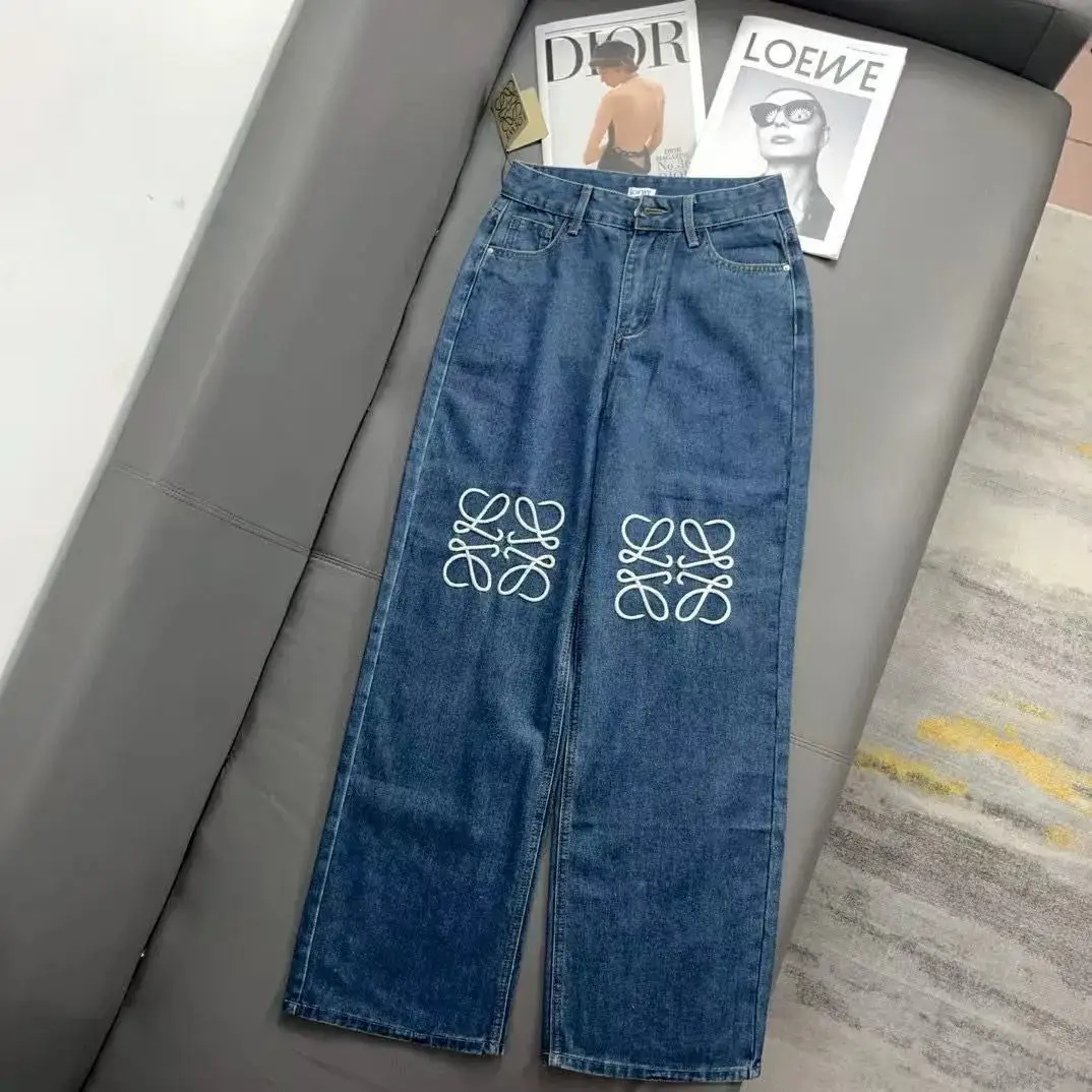 Loewe Jeans — photo 2 of 14