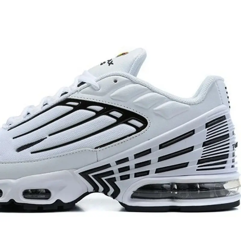 Nike Running Shoes — photo 2 of 5