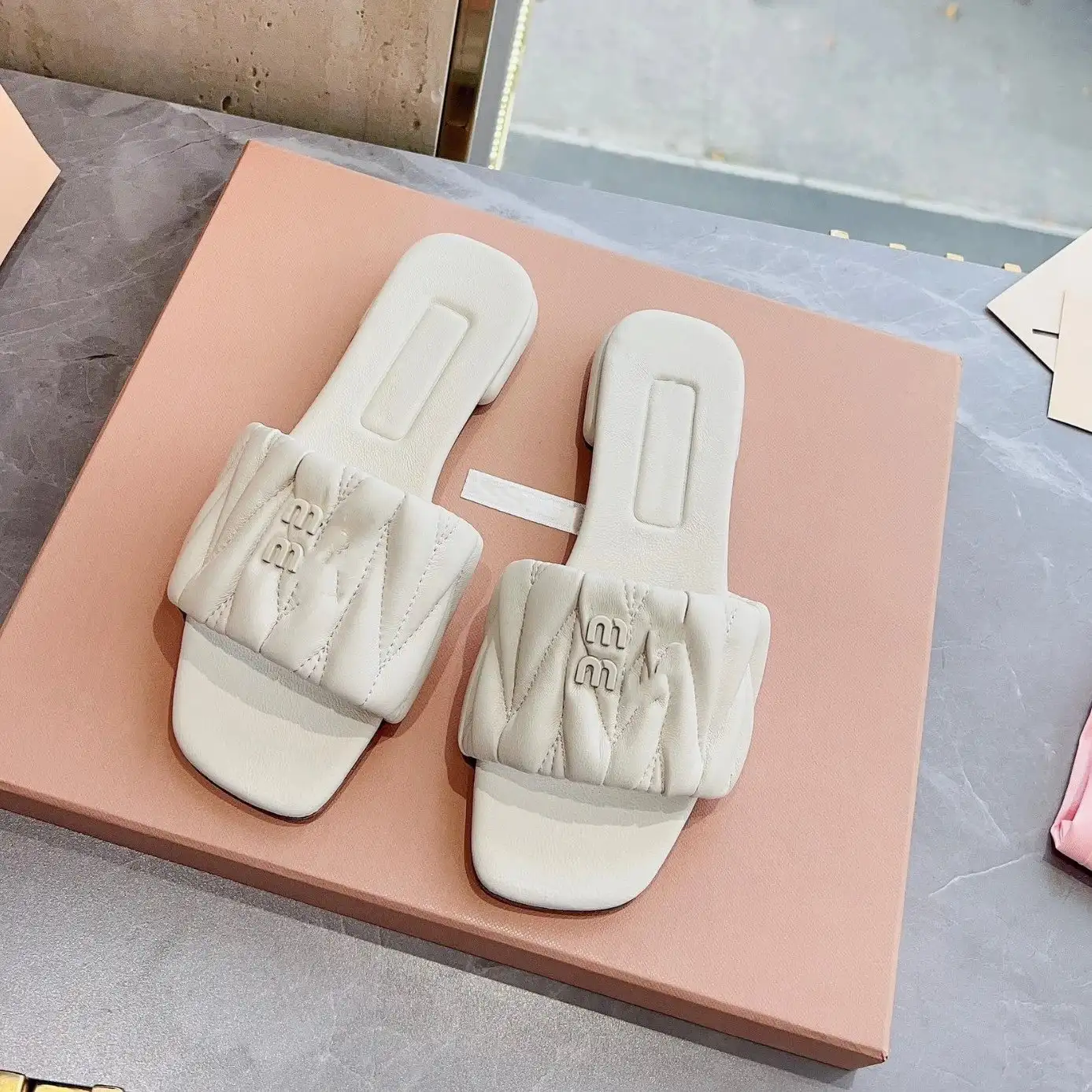 Miu Miu Slippers — photo 2 of 5