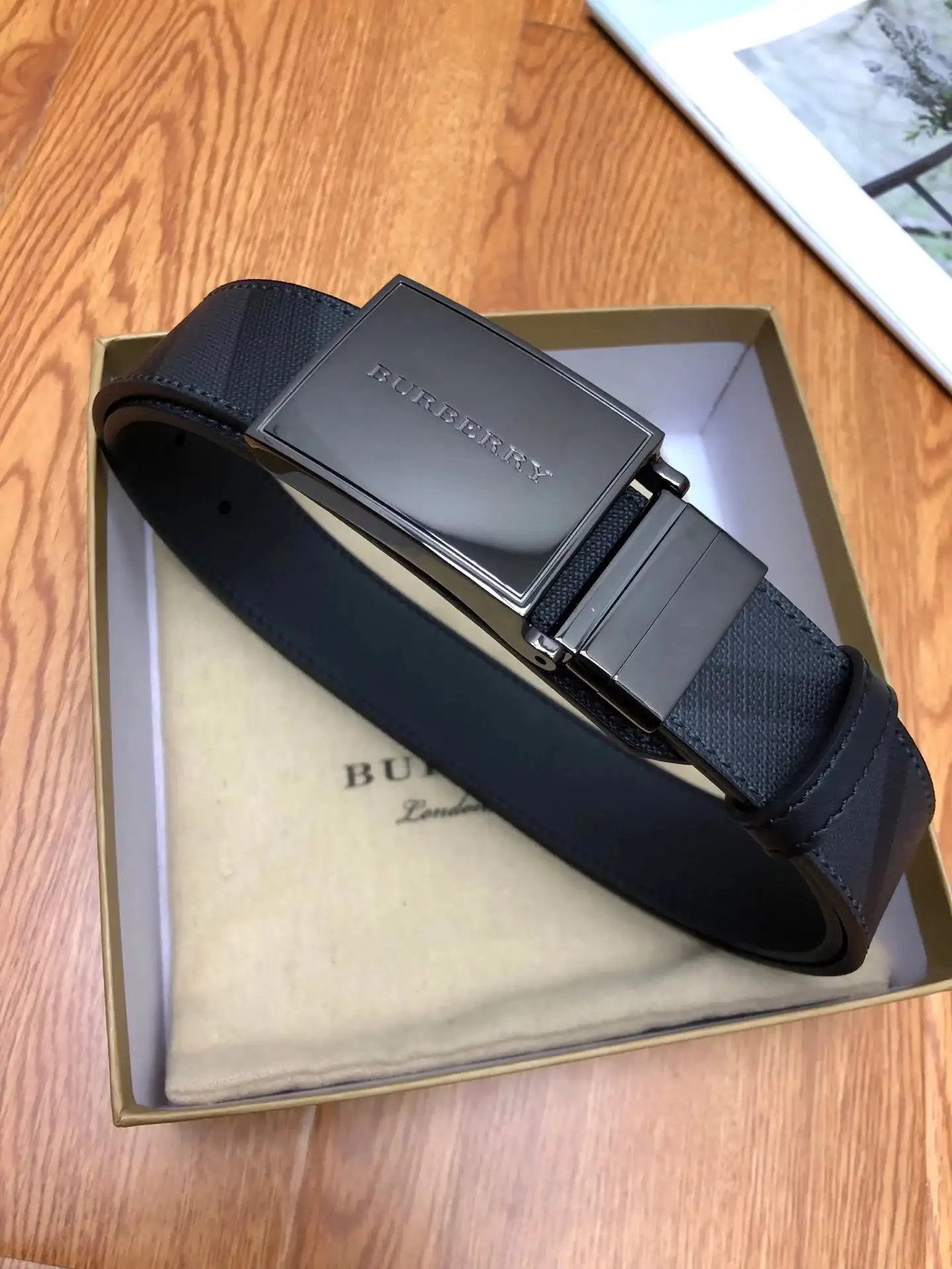 Burberry Leather Belt — photo 6 of 15