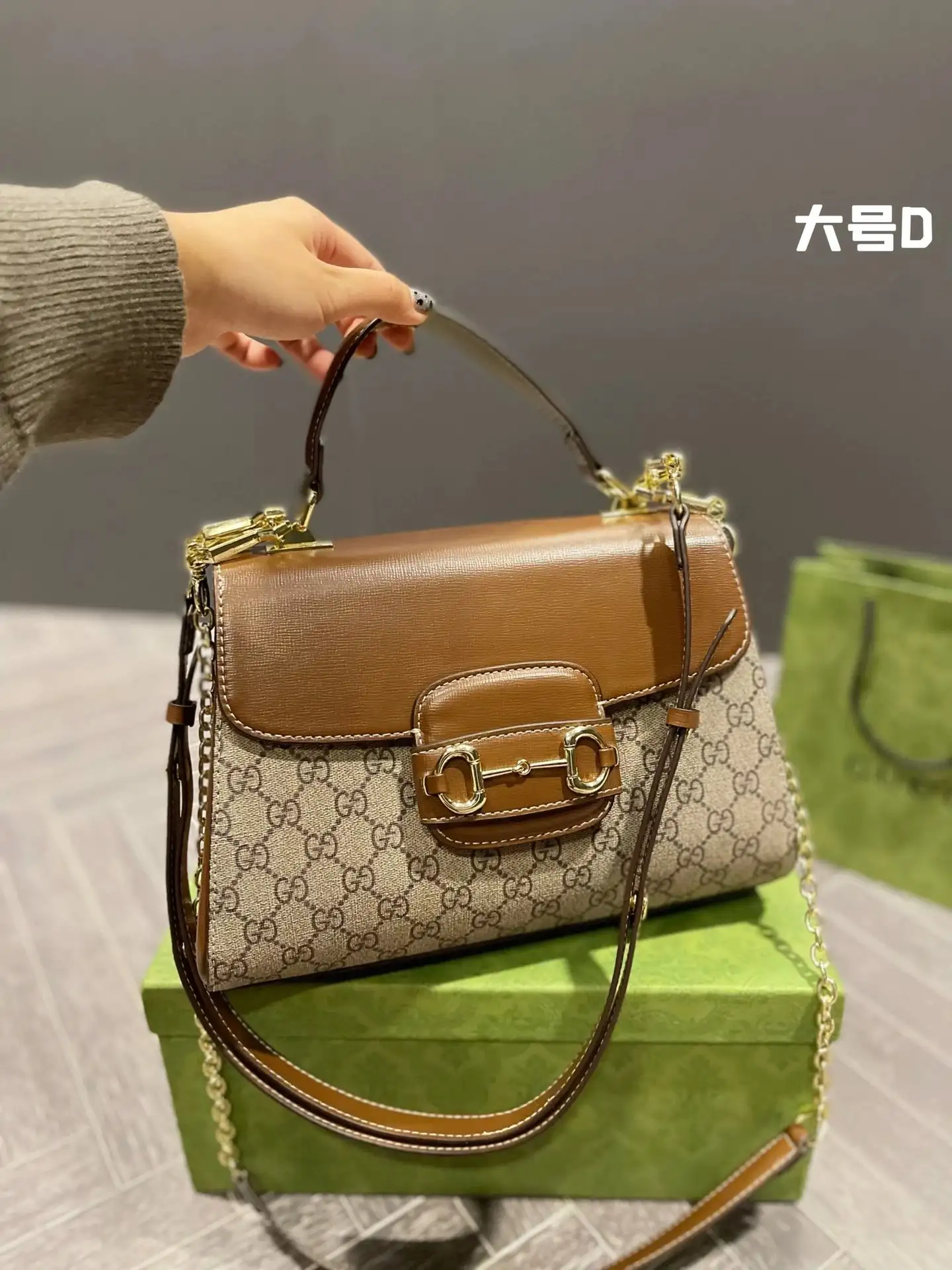 Gucci Handbags — photo 5 of 15
