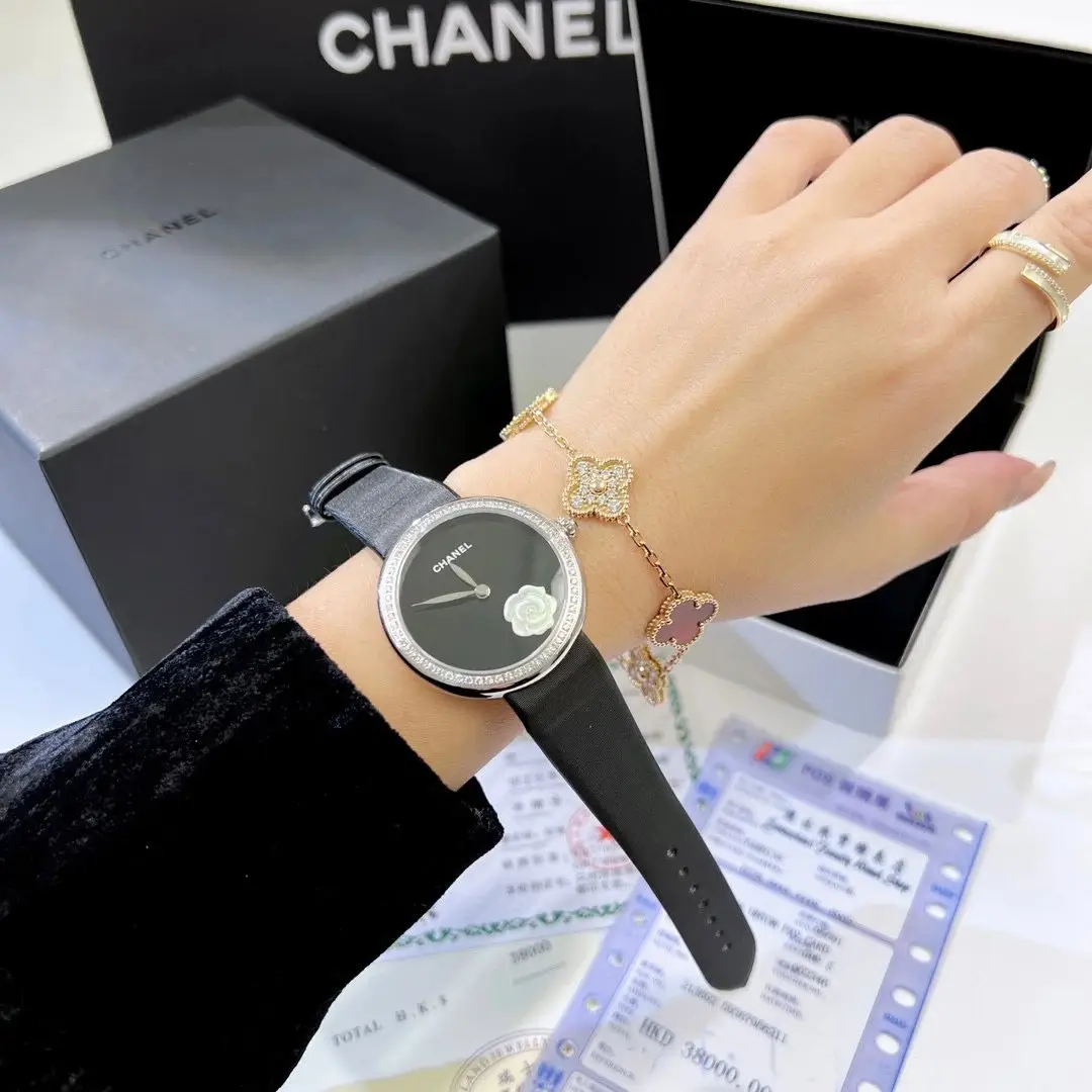 Chanel Quartz Watch — photo 6 of 6
