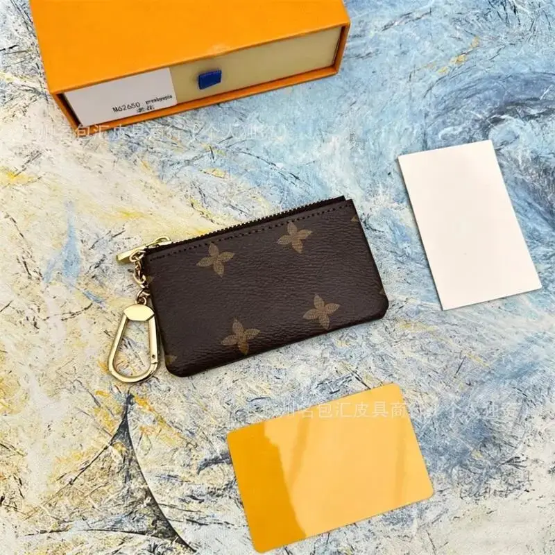 Louis Vuitton Wallets — photo 2 of 5