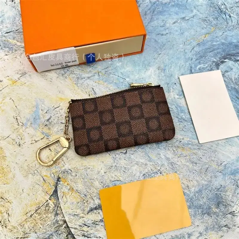 Louis Vuitton Wallets — photo 3 of 5
