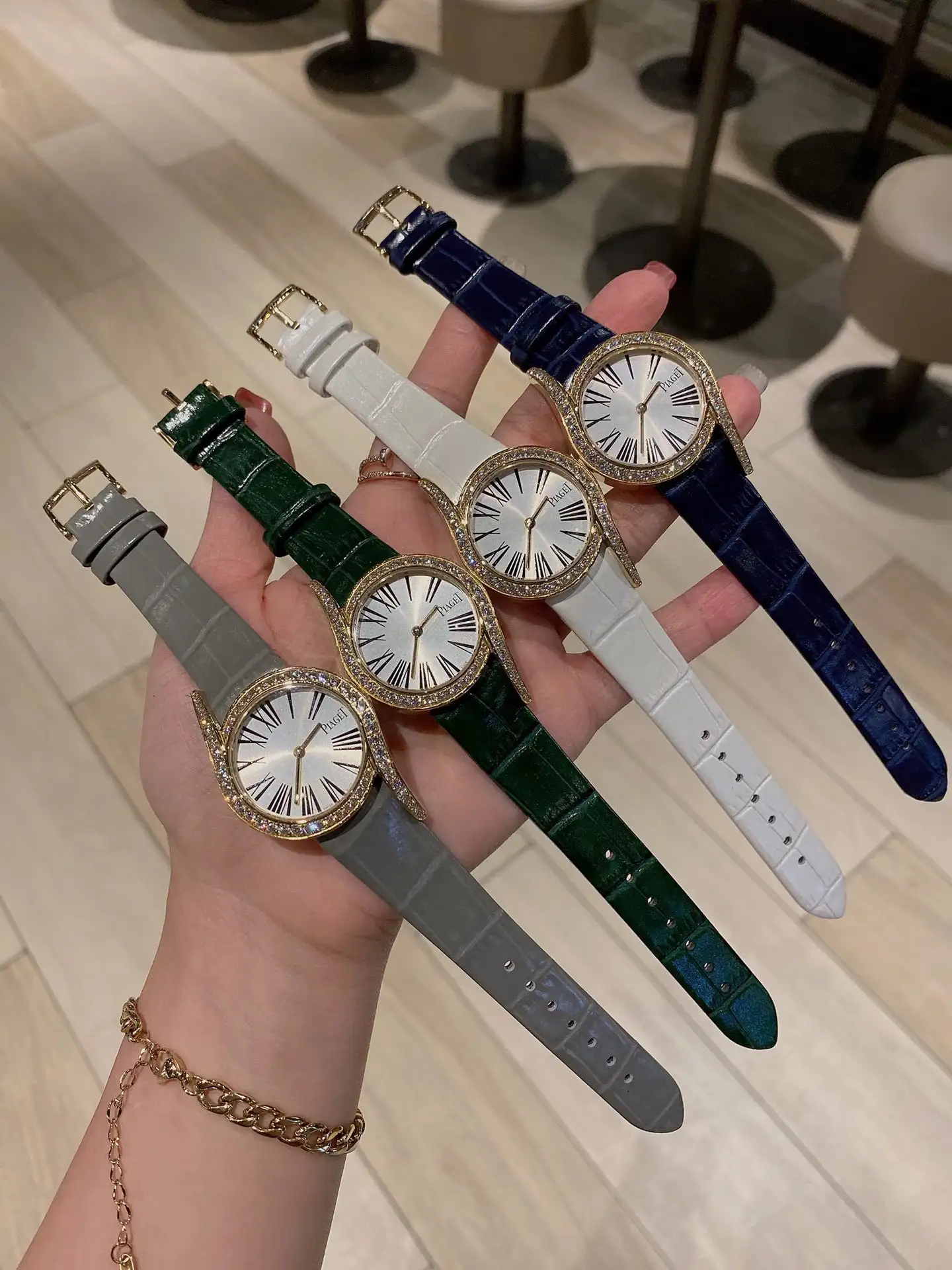 Design Watches — photo 13 of 15