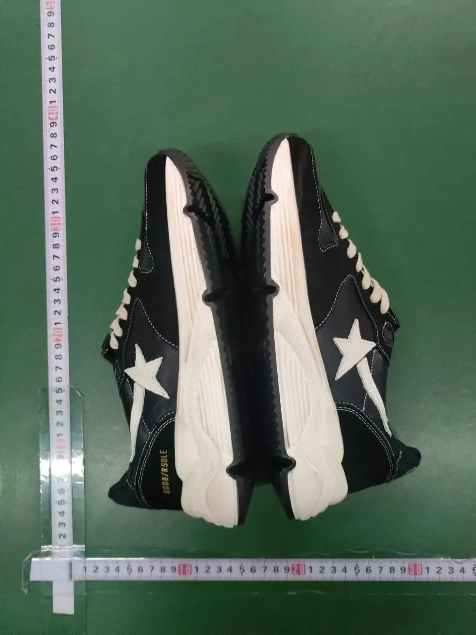 Golden Goose Deluxe Brand Chunky Sneakers — photo 2 of 4