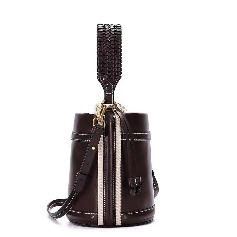 Bottega Veneta Bucket Bag — photo 3 of 5