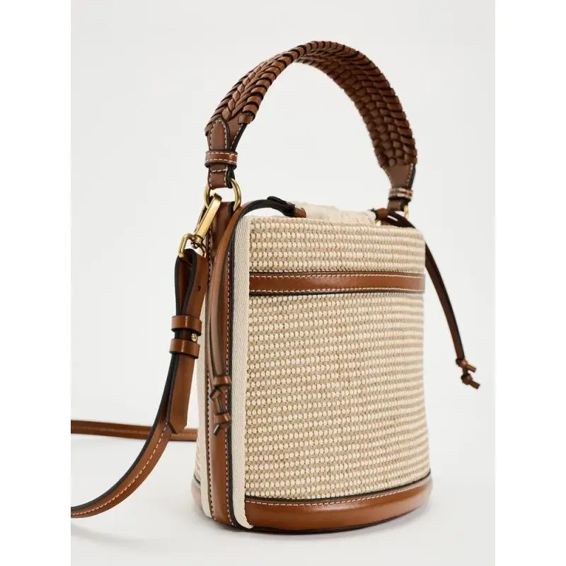 Bottega Veneta Bucket Bag — photo 5 of 5